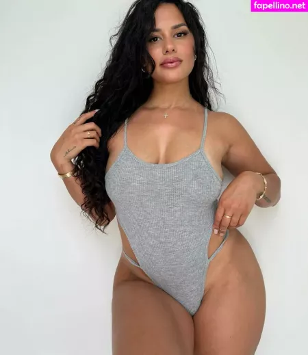 Katya Elise Henry OnlyFans Thumbnail #t2WlXTHVGV
