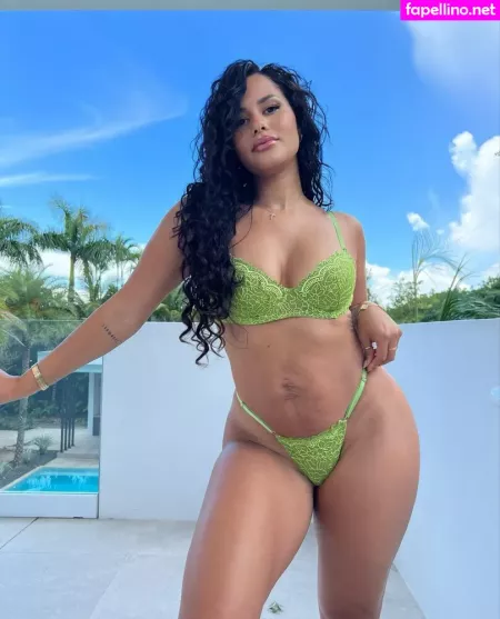 Katya Elise Henry OnlyFans Thumbnail #tCH26I6xL7