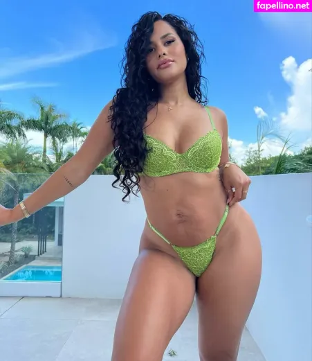Katya Elise Henry OnlyFans Thumbnail #xWyYR9UYbA