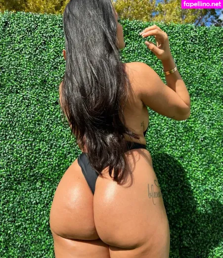 Katya Elise Henry OnlyFans Thumbnail #xzSbU2twAR