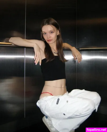 Katya Litlonn OnlyFans Thumbnail #YiFeOhhHhT