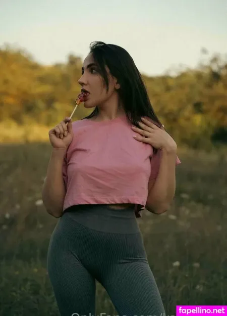 Katya Sky OnlyFans Thumbnail #ofGmpKaM1T