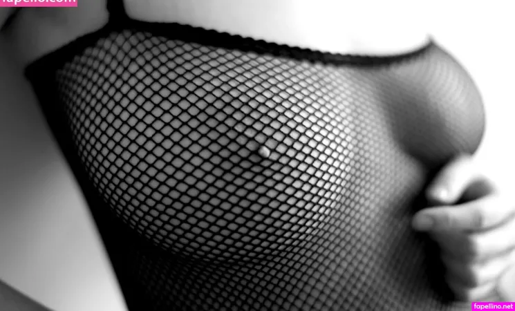 Katya Zvereva OnlyFans Thumbnail #slI2NHRGC8