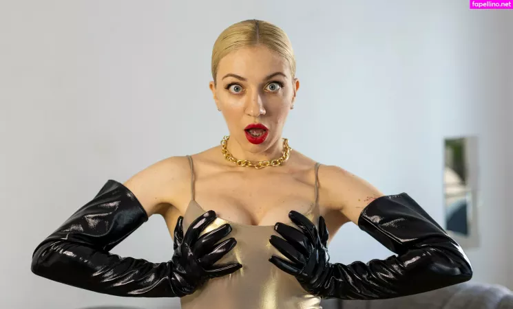 Katyasuperb OnlyFans Thumbnail #m9W70Qr6HB