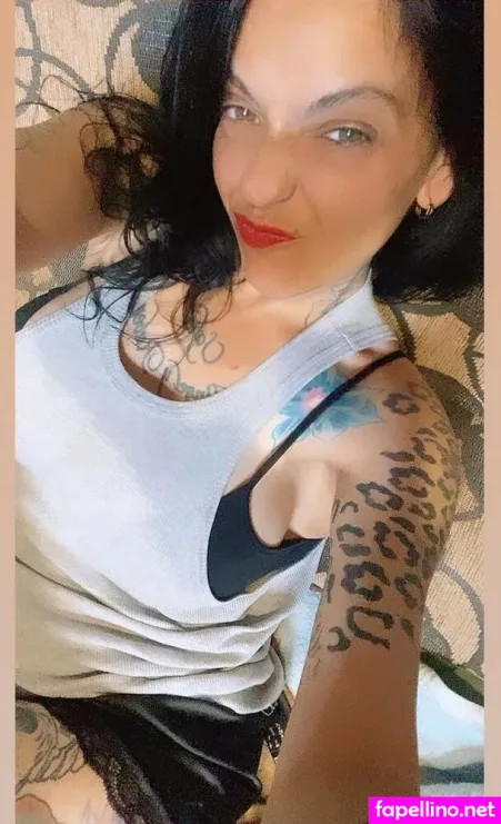 Katypetunia OnlyFans Thumbnail #OXE8cBWn0D