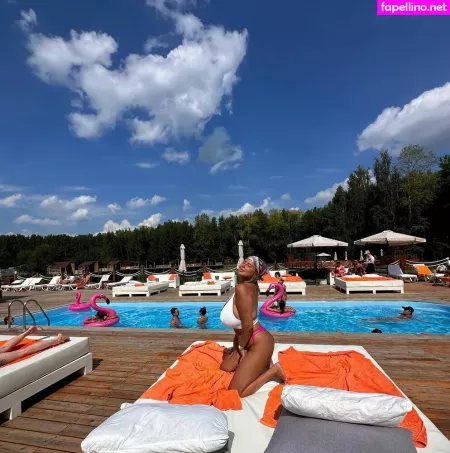 Katyshka2208 OnlyFans Thumbnail #HVmaGrv1Cv