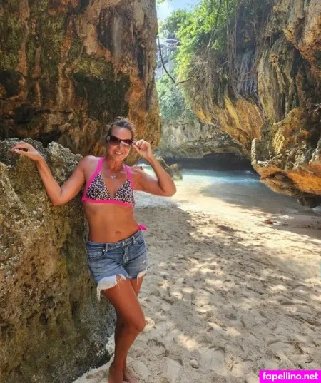 Katysplash OnlyFans Thumbnail #x8zqdkStCe