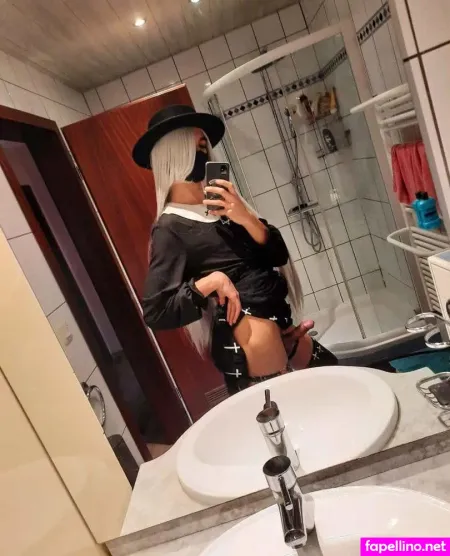 Katyusha Cosplay OnlyFans Thumbnail #yi8HpWDEUy