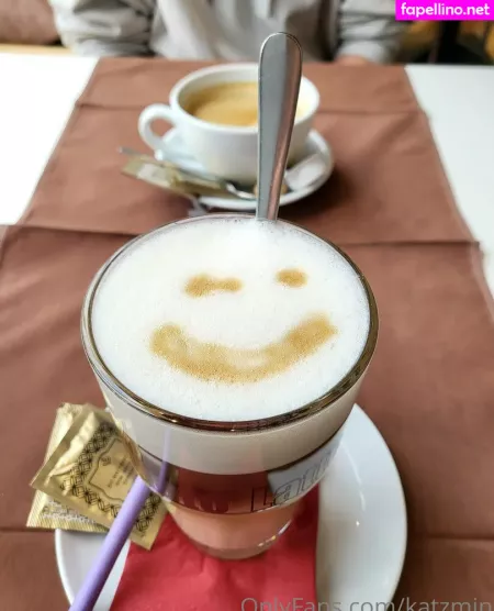 Katzmin 1 OnlyFans Thumbnail #0P2wFggZ0i