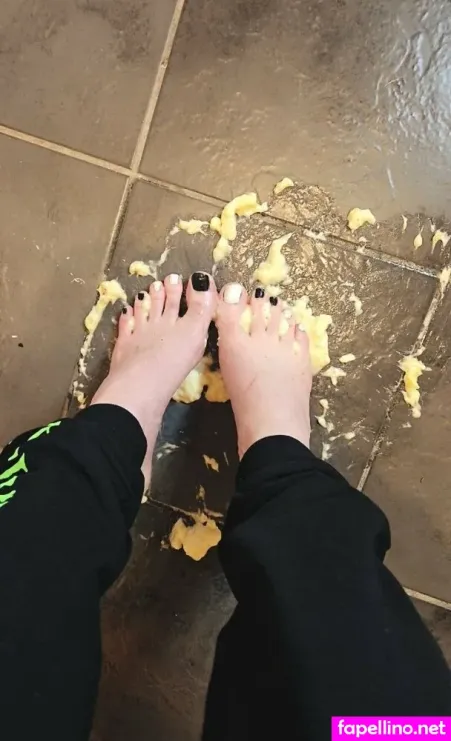 Kawaii Feet X OnlyFans Thumbnail #KIeiCqRN5S
