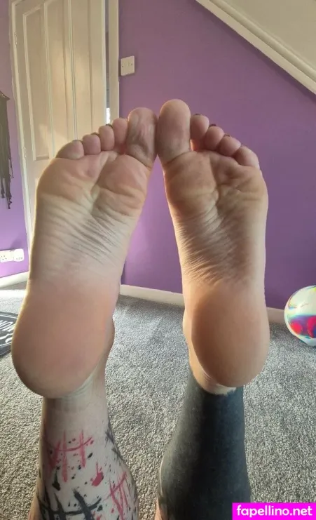 Kawaii Feet X OnlyFans Thumbnail #iU7zMQIzRf