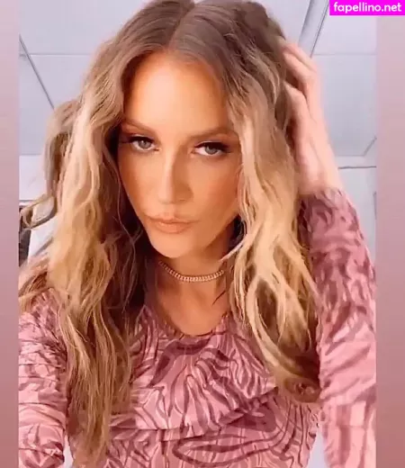 Kay Adams OnlyFans Thumbnail #LcfBYyL0di