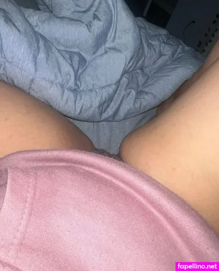 Kayabbyyx OnlyFans Thumbnail #IBdJ0ue6CN