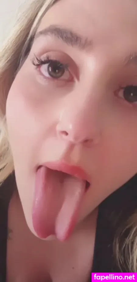 Kaybaker OnlyFans Thumbnail #L0sQyhzX3V