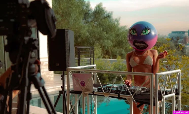 Kaybeefree OnlyFans Thumbnail #DOl4XCZRjB