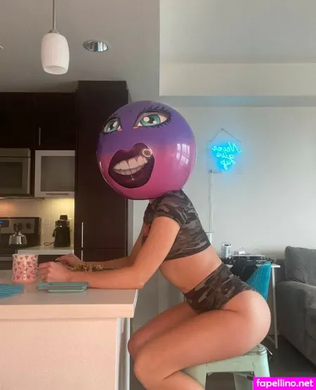 Kaybeefree OnlyFans Thumbnail #EAHKwjtPFj