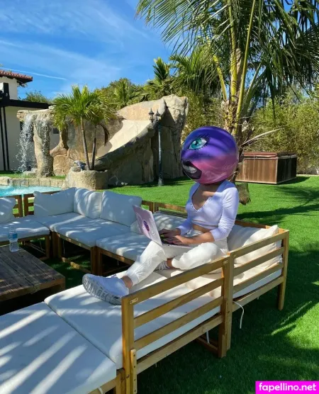 Kaybeefree OnlyFans Thumbnail #Pn21s9Oek1