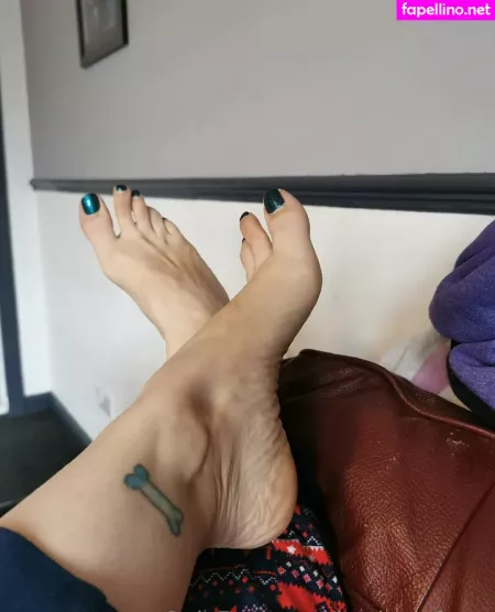 Kaybeesfeets OnlyFans Thumbnail #O3WHbjZsTn