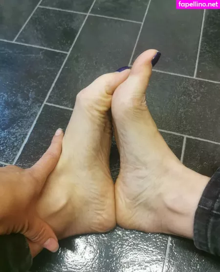 Kaybeesfeets OnlyFans Thumbnail #TMUvv2SQUQ