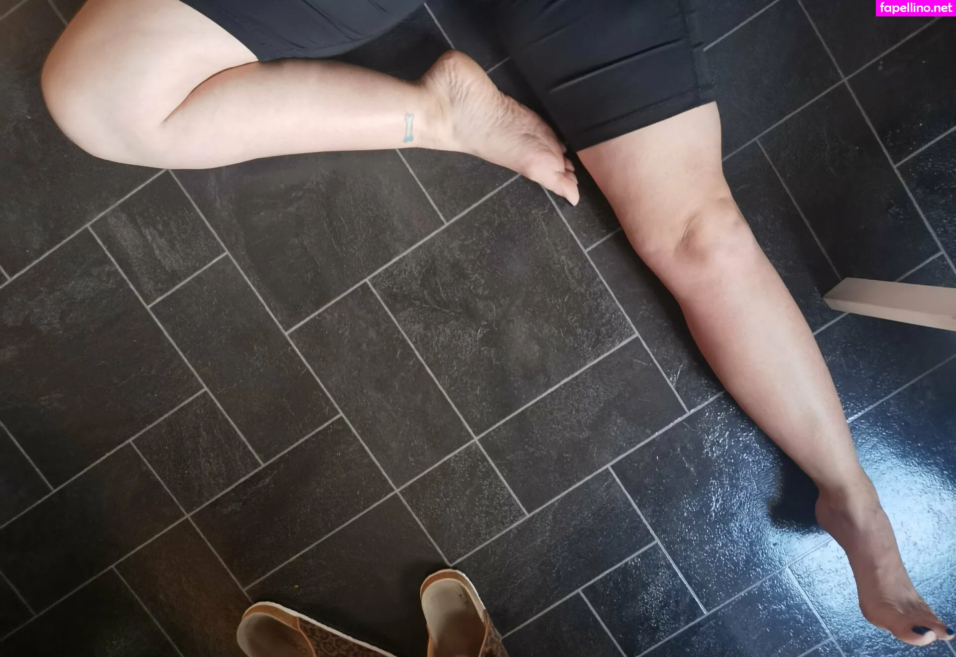 kaybeesfeets, kaybeesweets_ Nude Leaked OnlyFans Photo #XXK4pmOcbl