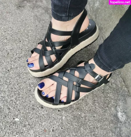 Kaybeesfeets OnlyFans Thumbnail #uVnWBBeUzI