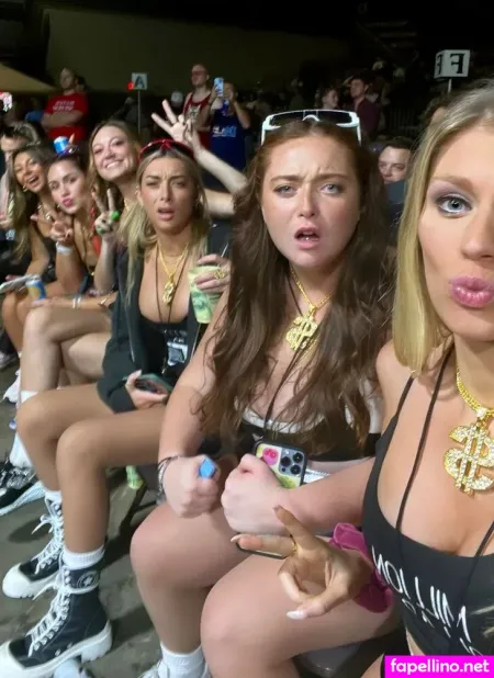 Kayce Smith OnlyFans Thumbnail #lpfcayMqJ0