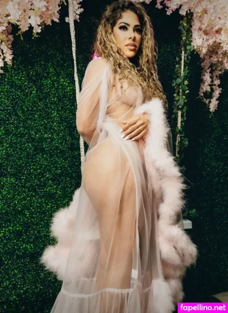 Kayla Bala OnlyFans Thumbnail #E25vpLvln3