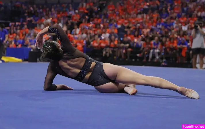 Kayla Dicello OnlyFans Thumbnail #2uCdjTVYdX