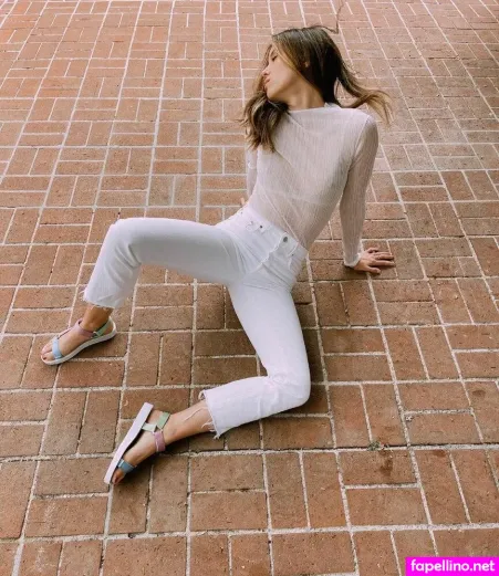 Kayla Ewell OnlyFans Thumbnail #NfQSe1JQfU
