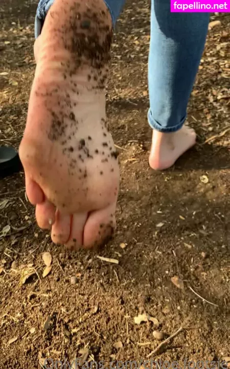 Kayla Footsie OnlyFans Thumbnail #zRvWbDA0sC