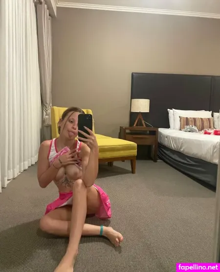 Kayla Gray OnlyFans Thumbnail #IxFLohaBOZ