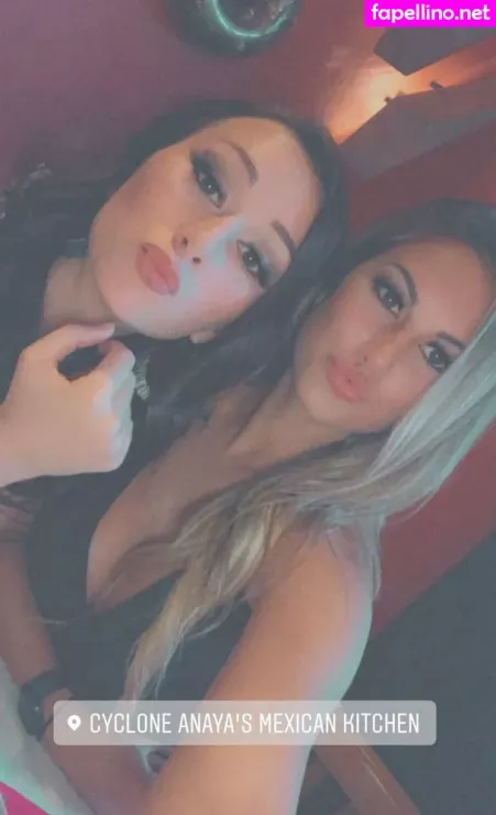 Kayla Lynne Hilton OnlyFans Thumbnail #F4NXWhmi3z