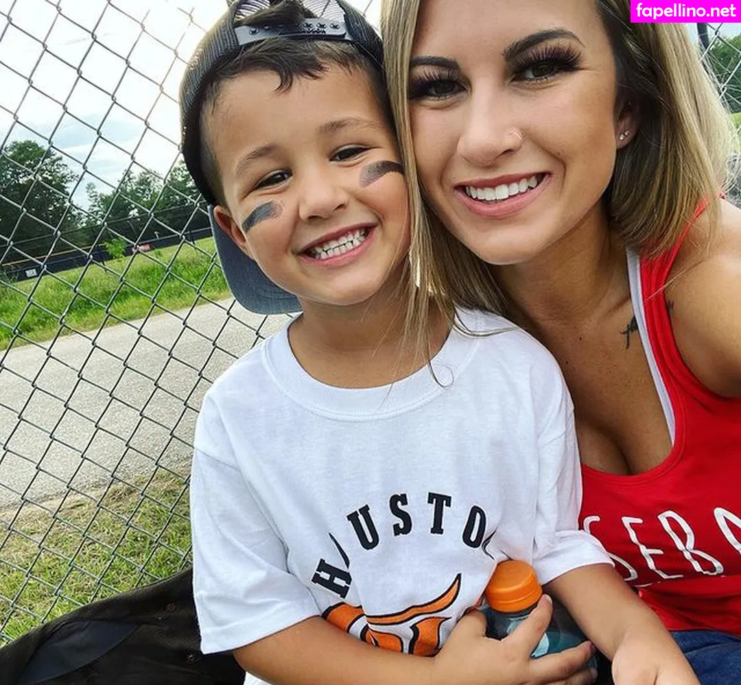 kaylalynnehilton Nude Leaked OnlyFans Photo #jv54jjF231