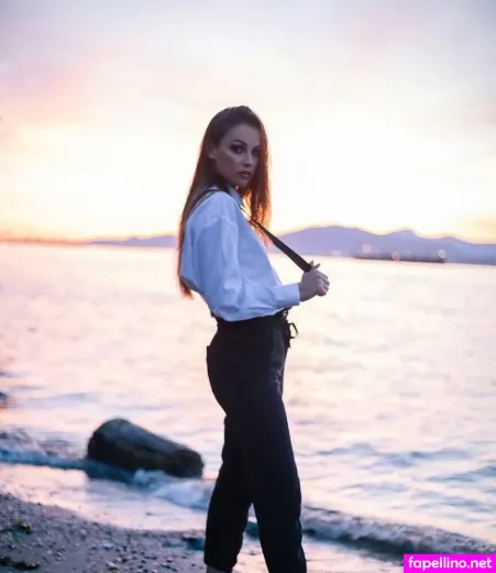 Kayla Wallace OnlyFans Thumbnail #2TGvzIk0lV
