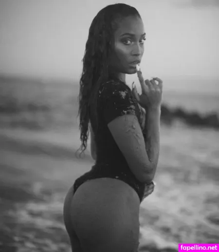 Kaylamarquez3 OnlyFans Thumbnail #JIJkuifHKO