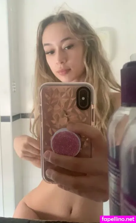 Kaylamxe 1 OnlyFans Thumbnail #A4z0z4l0l4