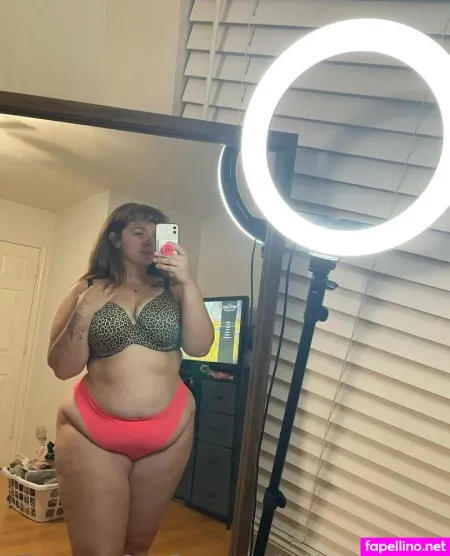 Kaylavalentinee OnlyFans Thumbnail #DEGE5mu1Fn