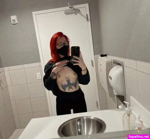 Kaylavmarie OnlyFans Thumbnail #HwVCVmRkAv