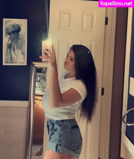 Kaylee Burnett OnlyFans Thumbnail #VGekRtiFIH