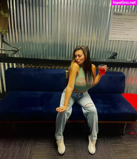 Kaylee Burnett OnlyFans Thumbnail #emE1ntgUdn