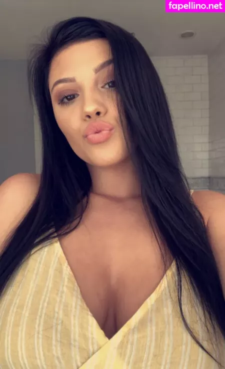 Kaylee Burnett OnlyFans Thumbnail #z33NPTdGc2