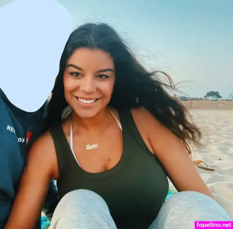 Kaylee G OnlyFans Thumbnail #FMc4AlCYPI