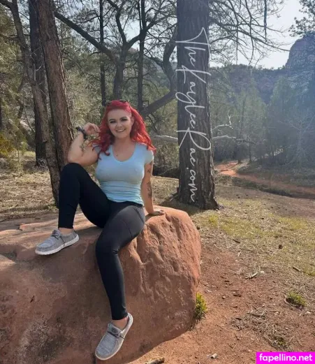 Kaylee Rae 2 OnlyFans Thumbnail #8nDM81af4i