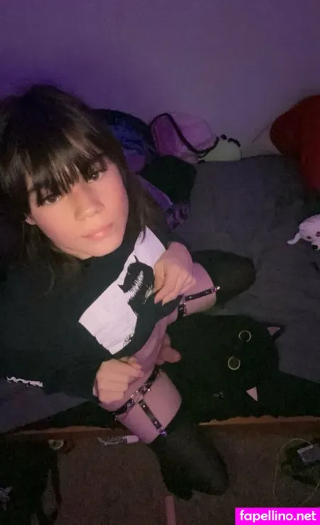 Kayleepuppygirl OnlyFans Thumbnail #b9kMf9bfP0
