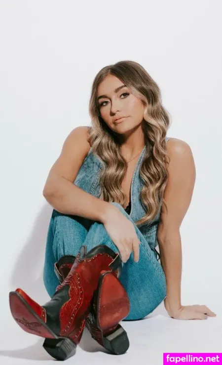 Kaylin Roberson OnlyFans Thumbnail #H2obys1DEr