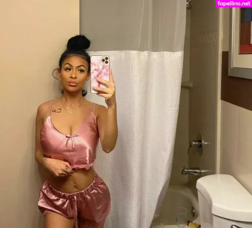 Kaylinaeileennn OnlyFans Thumbnail #TLhG9bvQd2