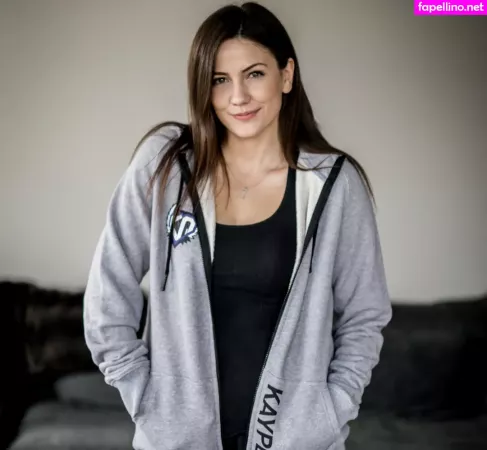 Kaypea OnlyFans Thumbnail #00JlF9PGJQ