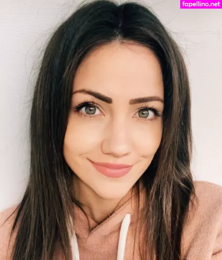 Kaypea OnlyFans Thumbnail #aNEL8kHuor