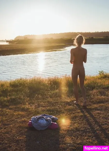 Kaysee Ray Main Profile Photo