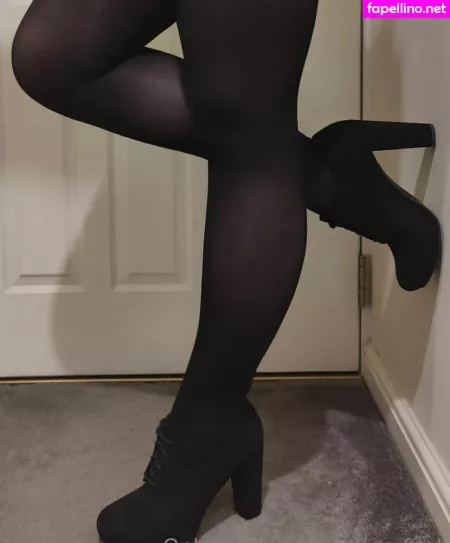 Kayties Feet OnlyFans Thumbnail #mAIBQqyqLG